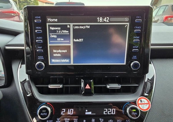 Toyota Corolla cena 65999 przebieg: 77456, rok produkcji 2019 z Brzeg małe 562